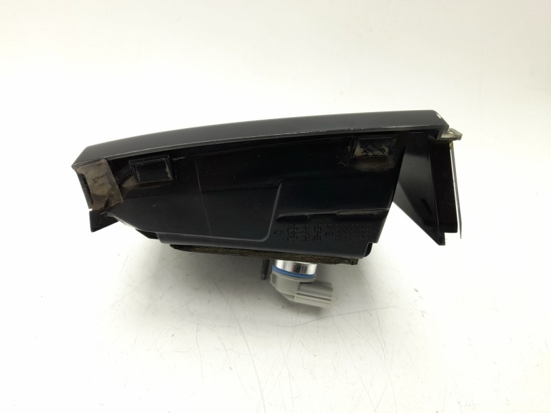 Recambio de piloto trasero derecho interior para land rover discovery sport (l550) 2.0 d 4x4 referencia OEM IAM  FK7213192BK 