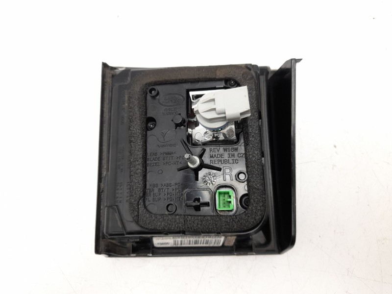 Recambio de piloto trasero derecho interior para land rover discovery sport (l550) 2.0 d 4x4 referencia OEM IAM  FK7213192BK 