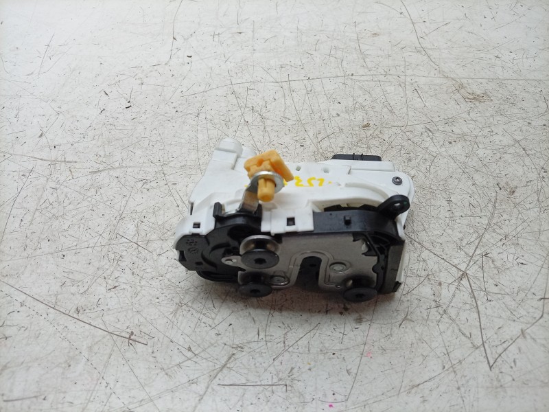 Recambio de cerradura puerta delantera izquierda para mg zs suv (azs1) 1.5 vti referencia OEM IAM 10640587 10845780 