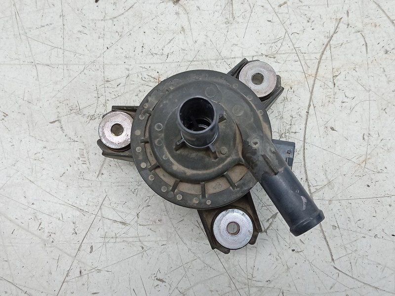 Recambio de bomba agua para lexus rc referencia OEM IAM 22519D185111 G904033030 