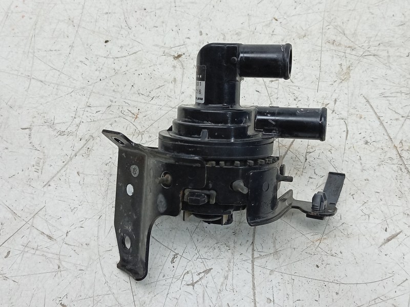 Recambio de bomba agua para lexus rc referencia OEM IAM  0641001301 