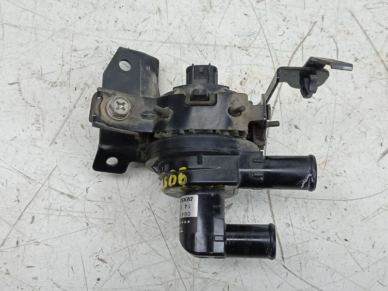 Recambio de bomba agua para lexus rc referencia OEM IAM  0641001301 