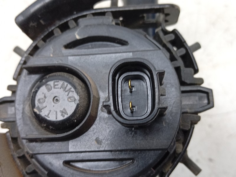 Recambio de bomba agua para lexus rc referencia OEM IAM  0641001301 
