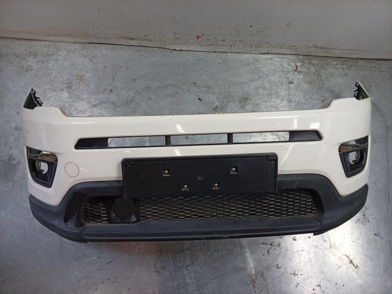 Recambio de paragolpes delantero para jeep compass ii business 4x2 referencia OEM IAM  5UQ11RXFAB 108903609/4311110/4312200