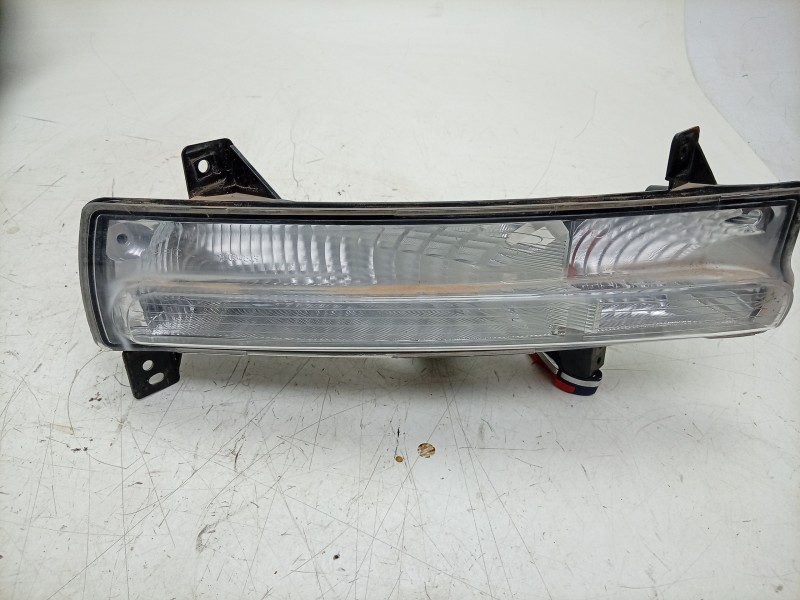 Recambio de piloto delantero derecho para jeep compass ii business 4x2 referencia OEM IAM  68266926AB 14216202/4310202
