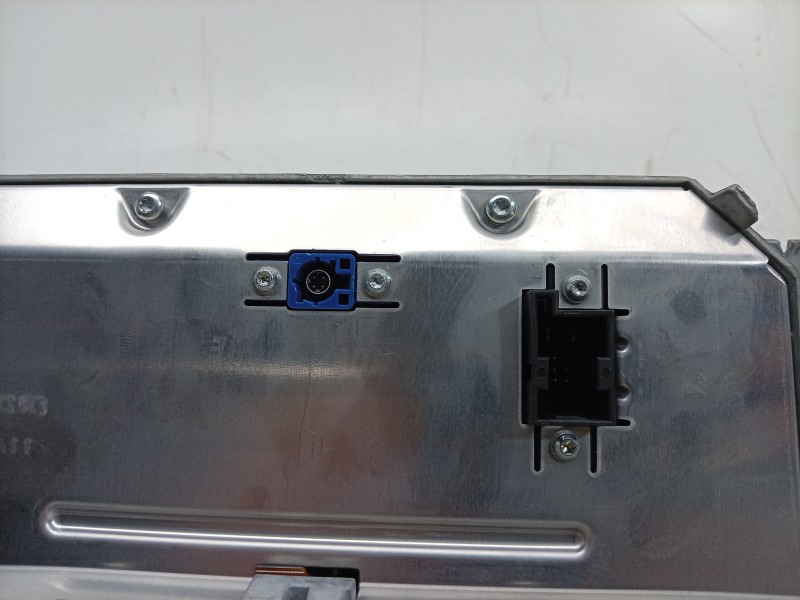 Recambio de pantalla multifuncion para skoda enyaq iv suv (5az) 80x 4x4 referencia OEM IAM 5HB01474354 5LA919606 