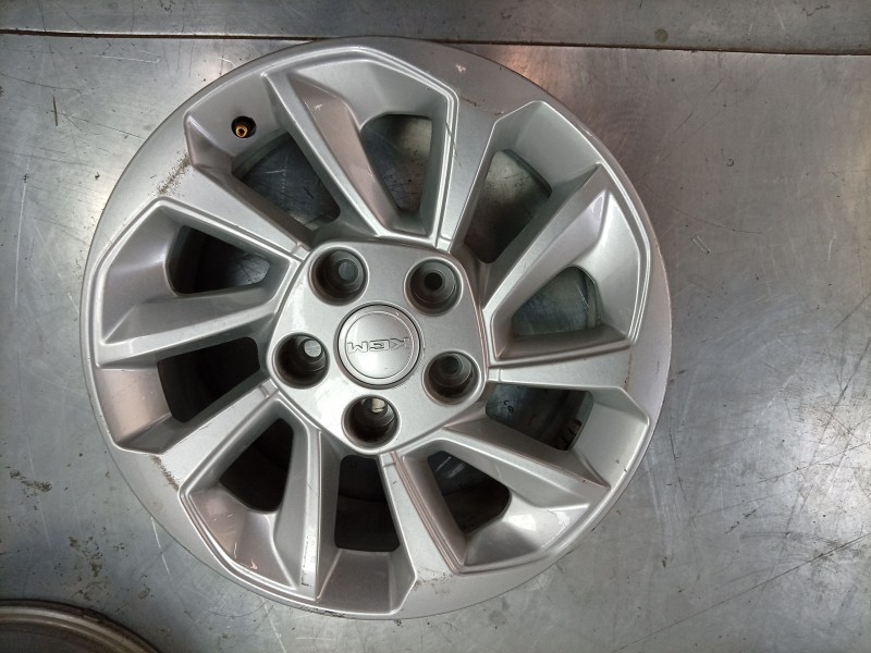 Recambio de llanta para kg mobility rexton referencia OEM IAM  4173036000 