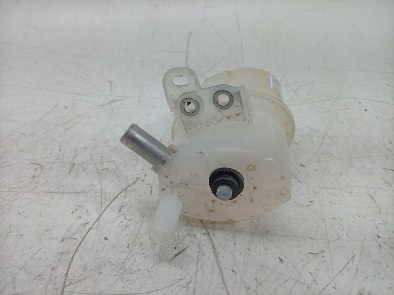 Recambio de deposito expansion para lexus rc referencia OEM IAM  G91H030012 