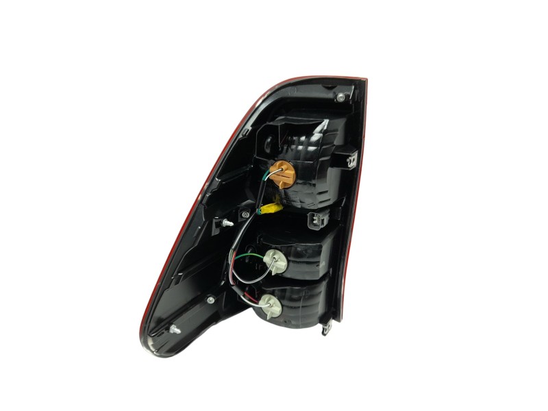 Recambio de piloto trasero derecho para toyota hilux (kun) referencia OEM IAM  815600K270 108909350/16908612/3750532/TY8224053