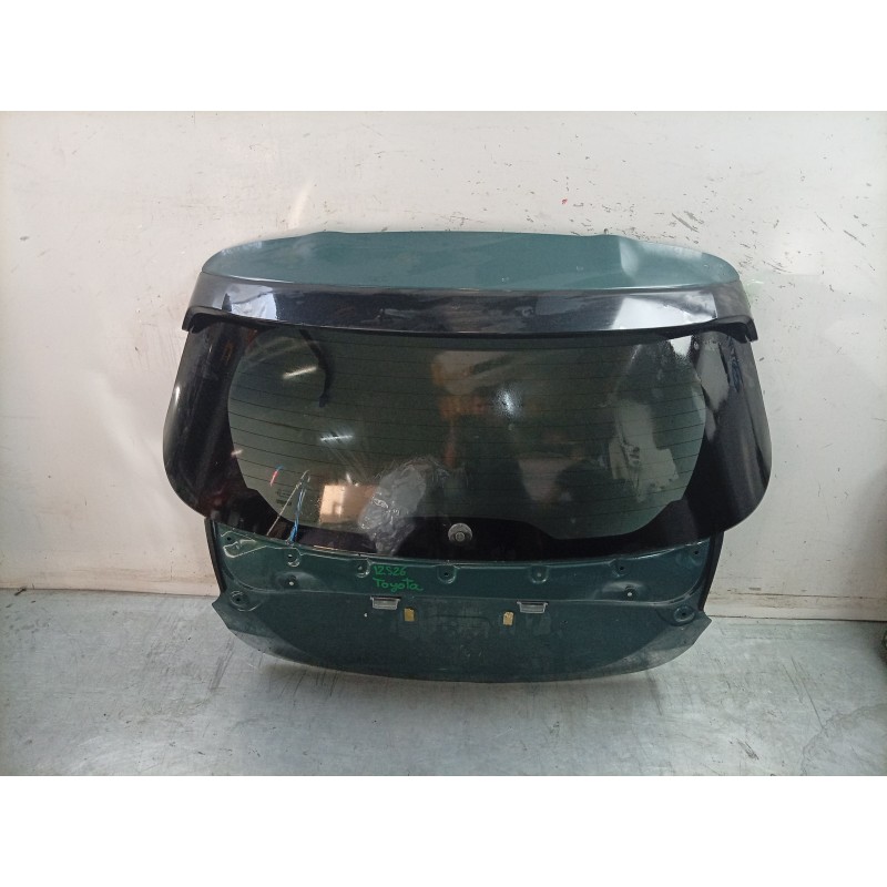 Recambio de porton trasero para toyota yaris (_p21_, _pa1_, _ph1_) 1.5 hybrid (mxph10) referencia OEM IAM  67005K0030 