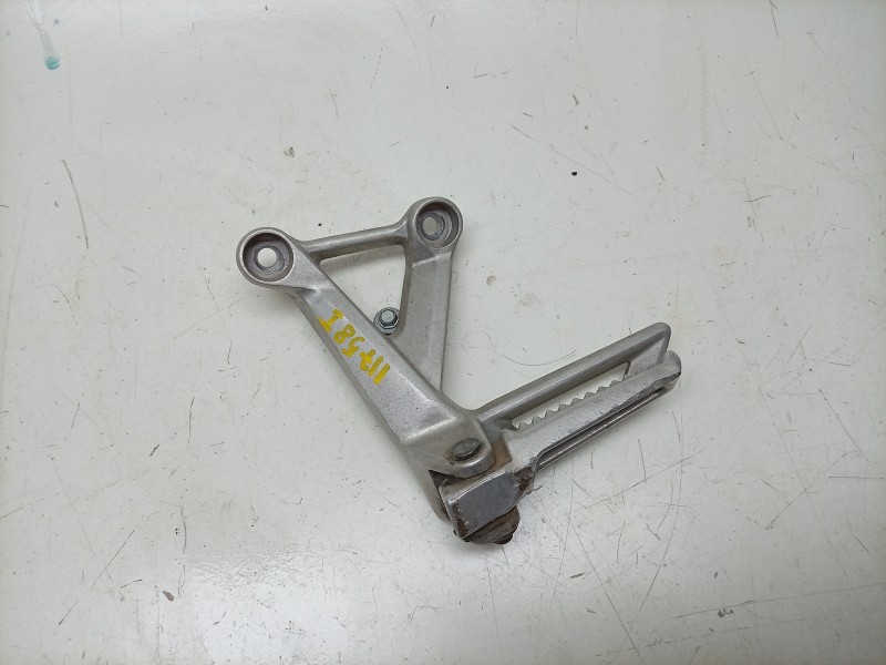 Recambio de estribera izquierda para honda cb 500f cb 500 f referencia OEM IAM  50725MJWJ00 