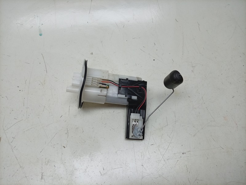 Recambio de bomba combustible para honda nc nc 750 x (rh09) referencia OEM IAM  UCT35HU71 