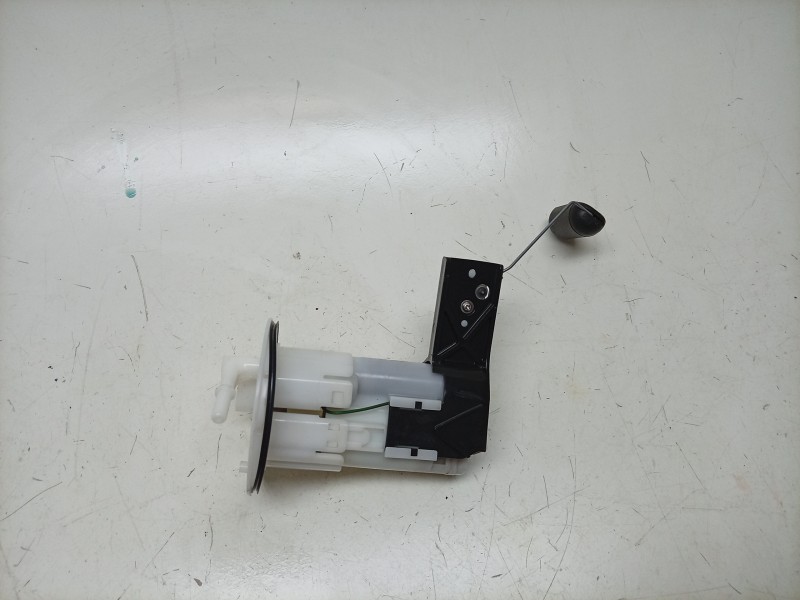 Recambio de bomba combustible para honda nc nc 750 x (rh09) referencia OEM IAM  UCT35HU71 