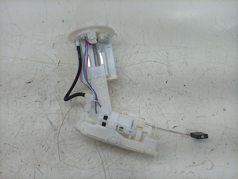 Recambio de bomba combustible para toyota yaris (_p21_, _pa1_, _ph1_) 1.5 hybrid (mxph10) referencia OEM IAM 77020K0080 77020K00