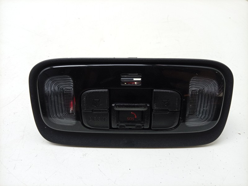 Recambio de luz interior para toyota yaris (_p21_, _pa1_, _ph1_) 1.5 hybrid (mxph10) referencia OEM IAM 81260K0100B0 81260K0100B