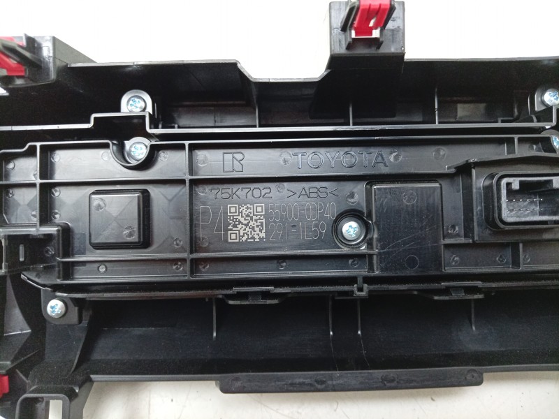 Recambio de mando climatizador para toyota yaris (_p21_, _pa1_, _ph1_) 1.5 hybrid (mxph10) referencia OEM IAM  559000DP40 