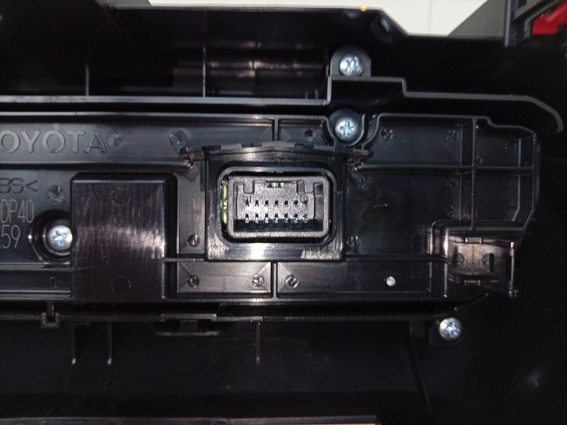 Recambio de mando climatizador para toyota yaris (_p21_, _pa1_, _ph1_) 1.5 hybrid (mxph10) referencia OEM IAM  559000DP40 