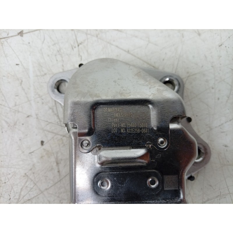 Recambio de enfriador egr para toyota yaris (_p21_, _pa1_, _ph1_) 1.5 hybrid (mxph10) referencia OEM IAM  2568015010 
