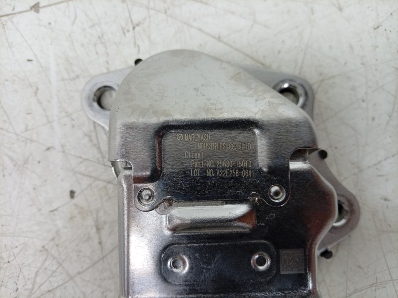 Recambio de enfriador egr para toyota yaris (_p21_, _pa1_, _ph1_) 1.5 hybrid (mxph10) referencia OEM IAM  2568015010 