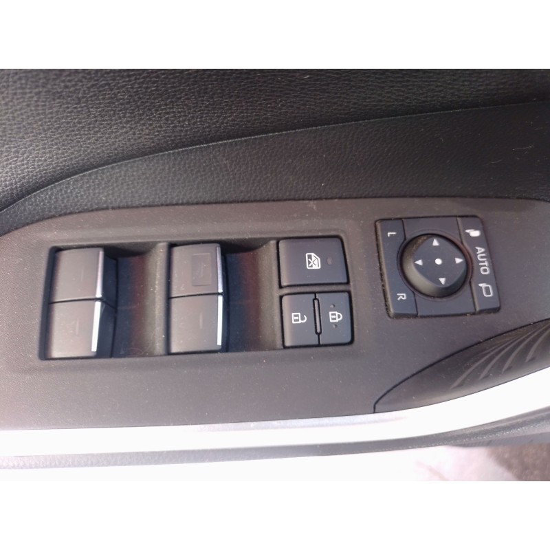 Recambio de mando elevalunas delantero izquierdo para toyota rav 4 v (_a5_, _h5_) 2.5 hybrid (axah52) referencia OEM IAM   