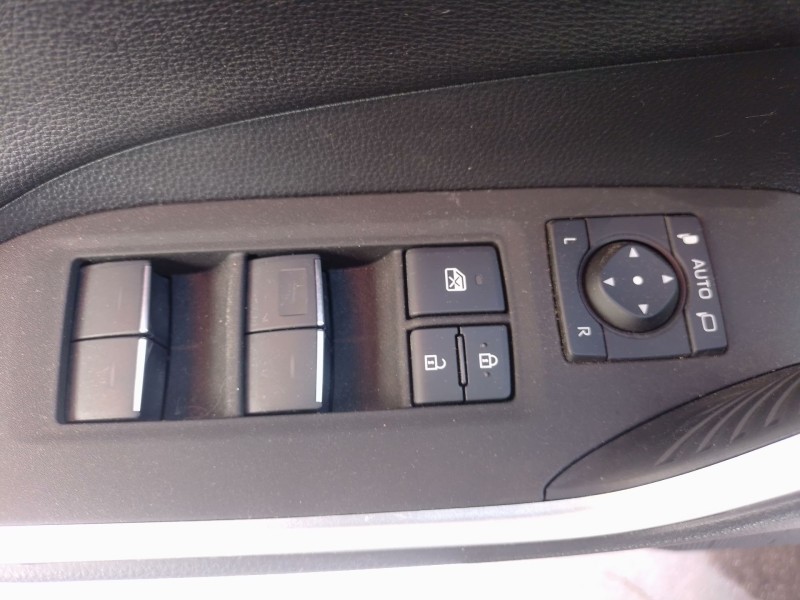 Recambio de mando elevalunas delantero izquierdo para toyota rav 4 v (_a5_, _h5_) 2.5 hybrid (axah52) referencia OEM IAM   