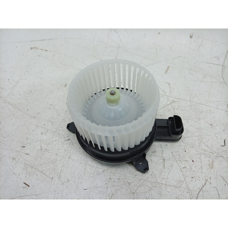 Recambio de ventilador calefaccion para toyota yaris (_p21_, _pa1_, _ph1_) 1.5 hybrid (mxph10) referencia OEM IAM CZ1163606064 8