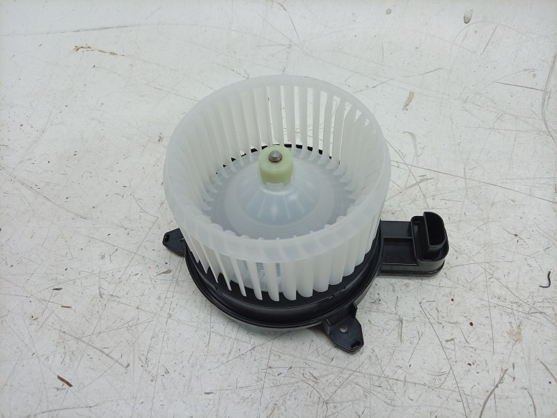 Recambio de ventilador calefaccion para toyota yaris (_p21_, _pa1_, _ph1_) 1.5 hybrid (mxph10) referencia OEM IAM CZ1163606064 8