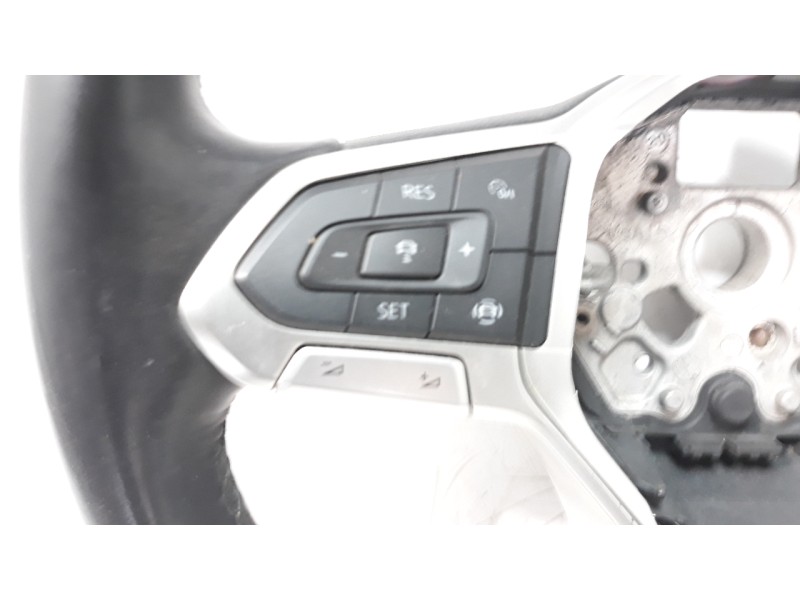 Recambio de volante para volkswagen t-cross 1.0 tsi referencia OEM IAM 2GM419089AF  