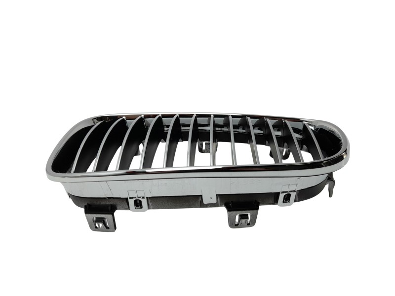 Recambio de rejilla delantera para bmw serie 1 berlina (e81/e87) referencia OEM IAM  51137166439 107061320/2181505/BM1212024