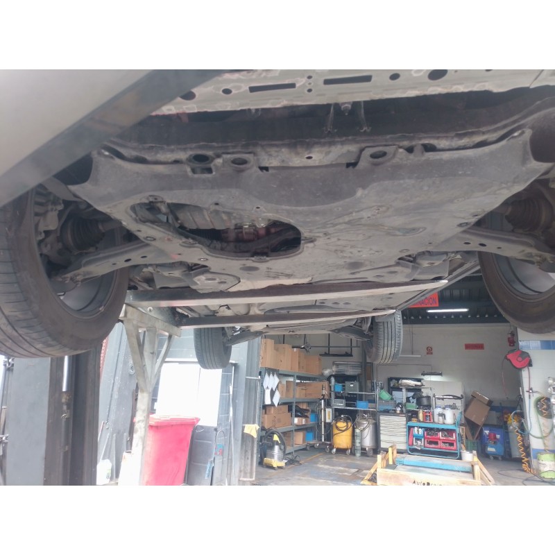Recambio de puente delantero para toyota rav 4 v (_a5_, _h5_) 2.5 hybrid (axah52) referencia OEM IAM   