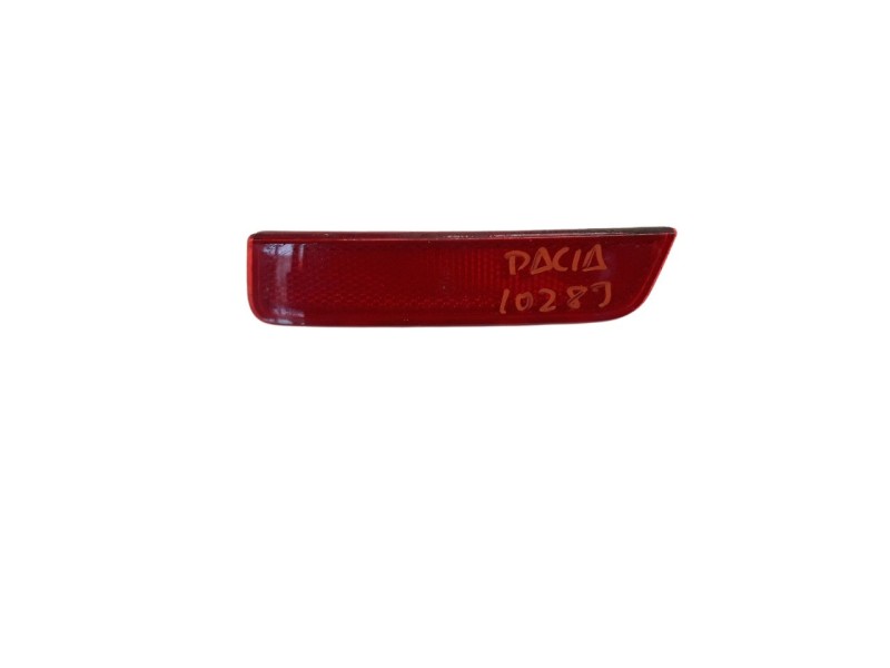 Recambio de piloto trasero derecho paragolpes para dacia duster laureate 4x2 referencia OEM IAM 265604000R  