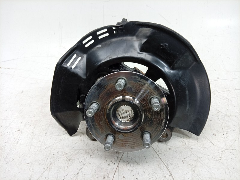 Recambio de mangueta delantera derecha para toyota yaris (_p21_, _pa1_, _ph1_) 1.5 hybrid (mxph10) referencia OEM IAM  432110241
