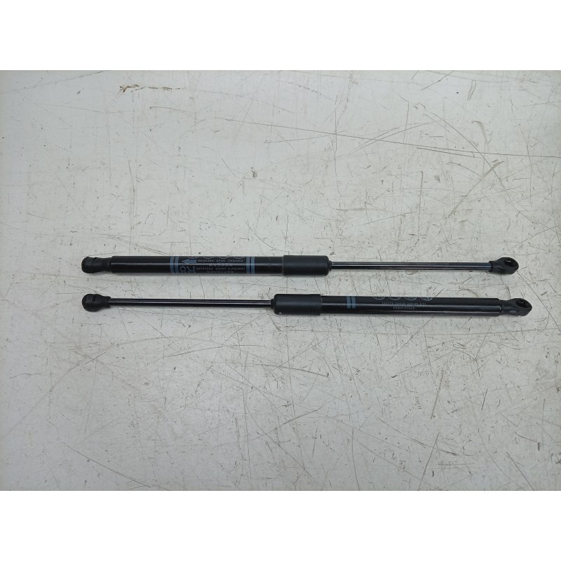 Recambio de amortiguadores maletero / porton para toyota yaris (_p21_, _pa1_, _ph1_) 1.5 hybrid (mxph10) referencia OEM IAM  689