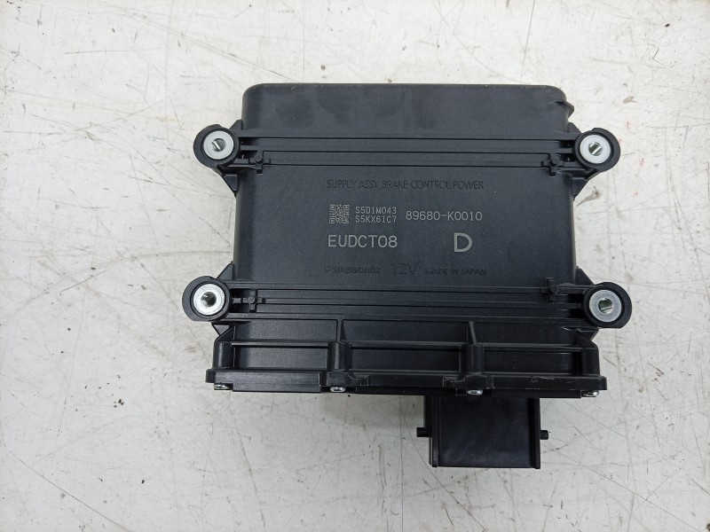 Recambio de modulo electronico para toyota yaris (_p21_, _pa1_, _ph1_) 1.5 hybrid (mxph10) referencia OEM IAM  89680K0010 