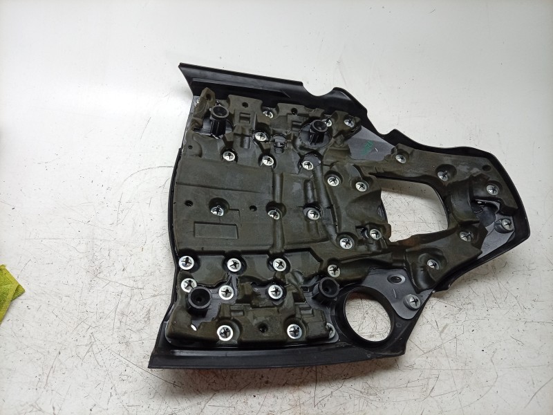 Recambio de tapa motor para maserati ghibli iii (m157) 3.0 s q4 referencia OEM IAM  670032481 