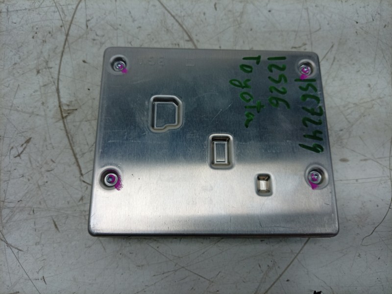 Recambio de modulo electronico para toyota yaris (_p21_, _pa1_, _ph1_) 1.5 hybrid (mxph10) referencia OEM IAM A3C1192880500 8674
