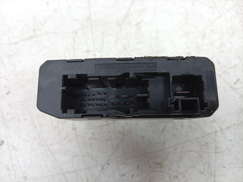 Recambio de modulo electronico para toyota yaris (_p21_, _pa1_, _ph1_) 1.5 hybrid (mxph10) referencia OEM IAM 74810385 826445205