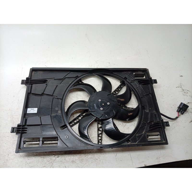 Recambio de electroventilador para skoda octavia iv (nx3, nn3, pv3) 2.0 tdi referencia OEM IAM  5WA121203L EVF830037VW