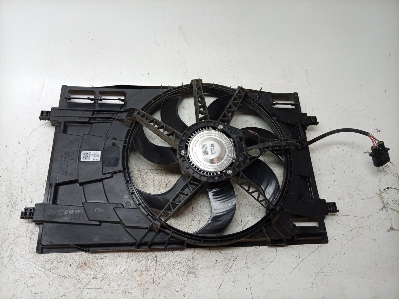 Recambio de electroventilador para skoda octavia iv (nx3, nn3, pv3) 2.0 tdi referencia OEM IAM  5WA121203L EVF830037VW