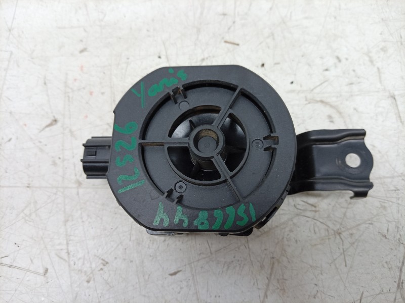 Recambio de claxon para toyota yaris (_p21_, _pa1_, _ph1_) 1.5 hybrid (mxph10) referencia OEM IAM 0689006481 86570K0010 