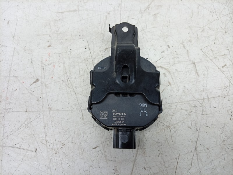 Recambio de claxon para toyota yaris (_p21_, _pa1_, _ph1_) 1.5 hybrid (mxph10) referencia OEM IAM 0689006481 86570K0010 