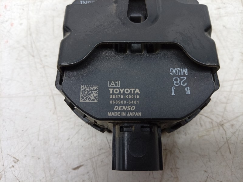 Recambio de claxon para toyota yaris (_p21_, _pa1_, _ph1_) 1.5 hybrid (mxph10) referencia OEM IAM 0689006481 86570K0010 