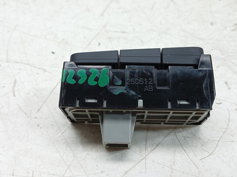 Recambio de mando multifuncion para toyota yaris (_p21_, _pa1_, _ph1_) 1.5 hybrid (mxph10) referencia OEM IAM 250512 M81303 
