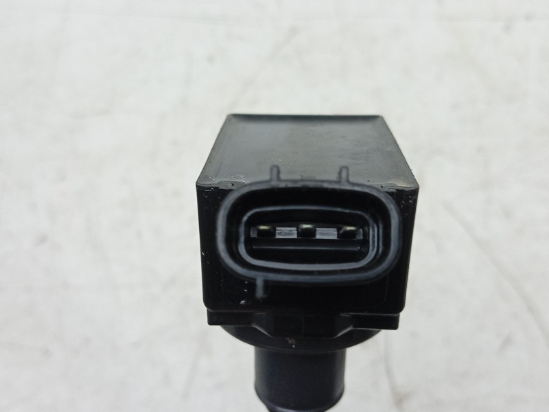 Recambio de bobina encendido para toyota yaris (_p21_, _pa1_, _ph1_) 1.5 hybrid (mxph10) referencia OEM IAM 05J2305850 909190227
