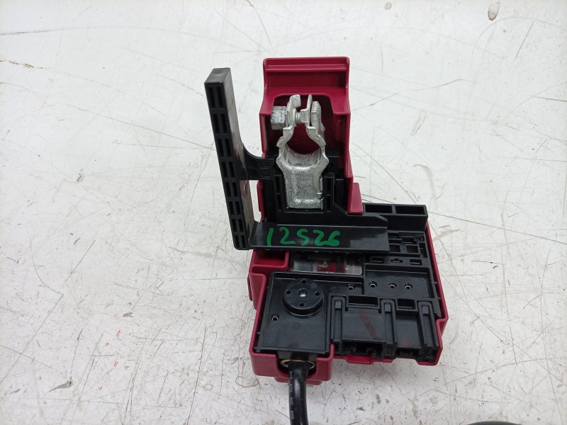 Recambio de caja reles / fusibles para toyota yaris (_p21_, _pa1_, _ph1_) 1.5 hybrid (mxph10) referencia OEM IAM  82620K0020 
