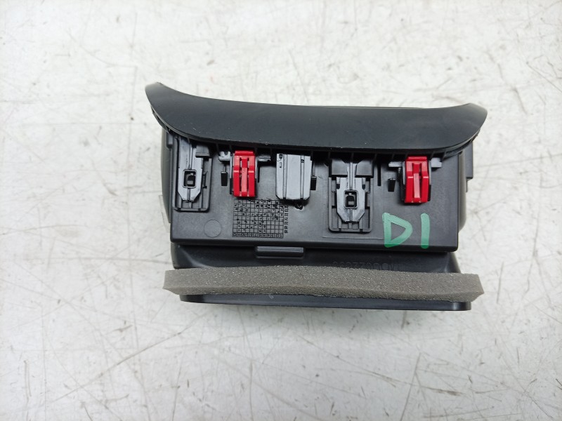 Recambio de rejilla aireadora para toyota yaris (_p21_, _pa1_, _ph1_) 1.5 hybrid (mxph10) referencia OEM IAM   