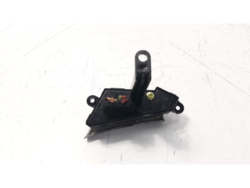 Recambio de mando volante para kia cee´d 1.4 crdi cat referencia OEM IAM 49D29D1110  