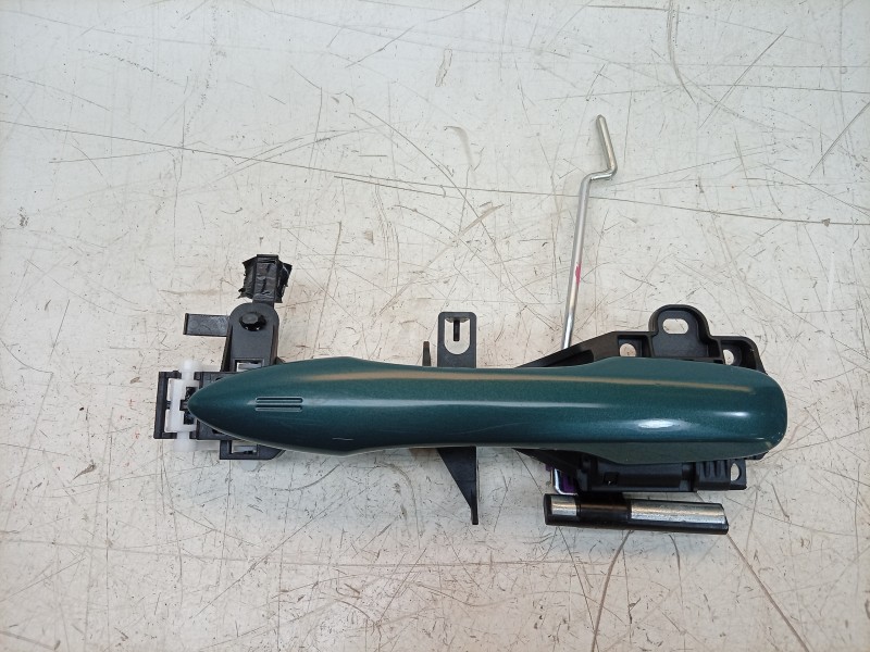 Recambio de maneta exterior delantera derecha para toyota yaris (_p21_, _pa1_, _ph1_) 1.5 hybrid (mxph10) referencia OEM IAM  69