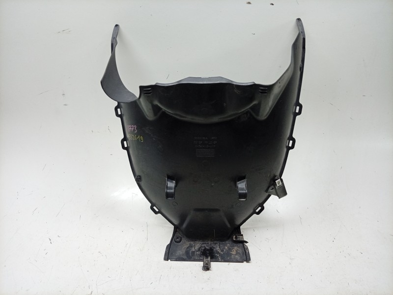 Recambio de moldura para honda pcx 125 referencia OEM IAM  64521K1ZJ100 