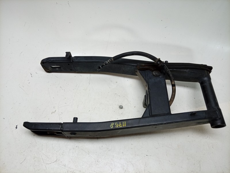 Recambio de basculante para honda cb 500f cb 500 f referencia OEM IAM  52200MKPJ00 